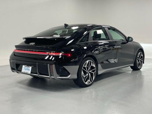 2023 Hyundai IONIQ 6 SEL
