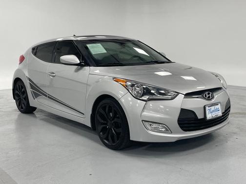 2013 Hyundai Veloster Base