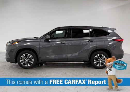 2022 Toyota Highlander Hybrid XLE