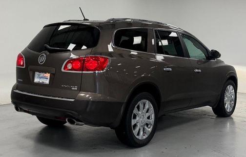 Cocoa Metallic 2011 Buick Enclave CXL