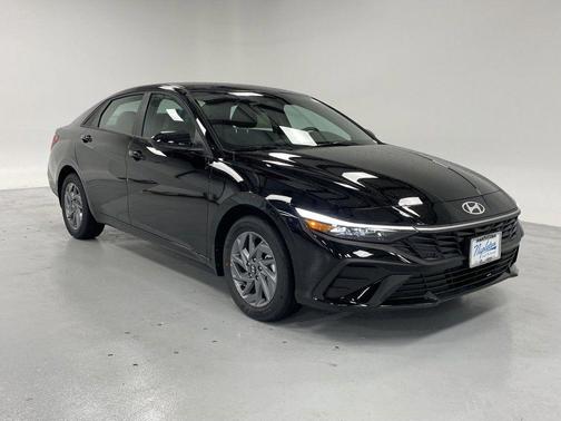 2025 Hyundai ELANTRA HEV Blue