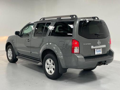 2009 Nissan Pathfinder SE