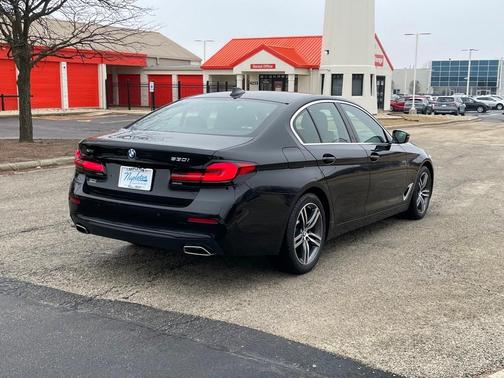 2022 BMW 530 i xDrive