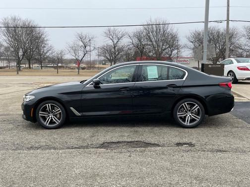 2022 BMW 530 i xDrive