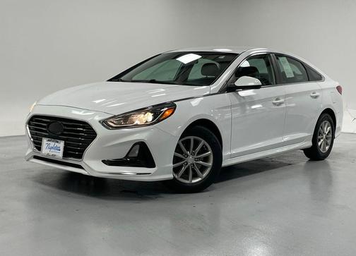 2018 Hyundai SONATA SE