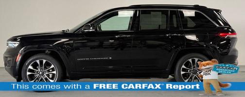 Diamond Black 2023 Jeep Grand Cherokee Overland