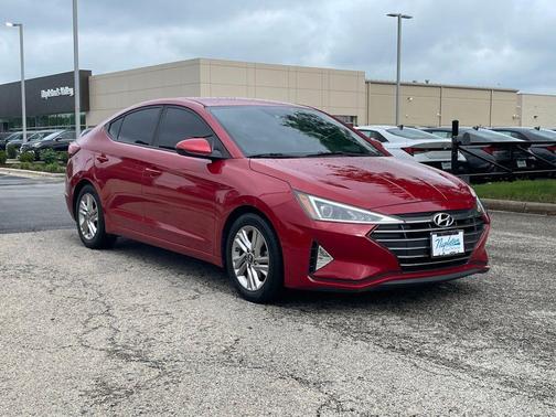 2019 Hyundai ELANTRA SEL