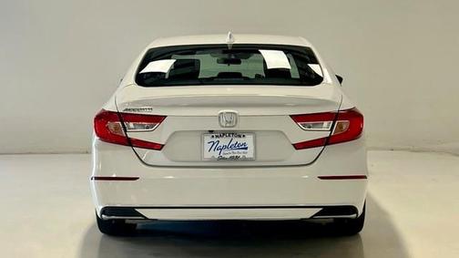 Photo 4 of 24 of 2019 Honda Accord LX