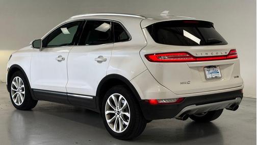 White Platinum Clearcoat Metallic 2016 Lincoln MKC Select