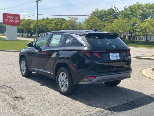 2025 Hyundai TUCSON SE