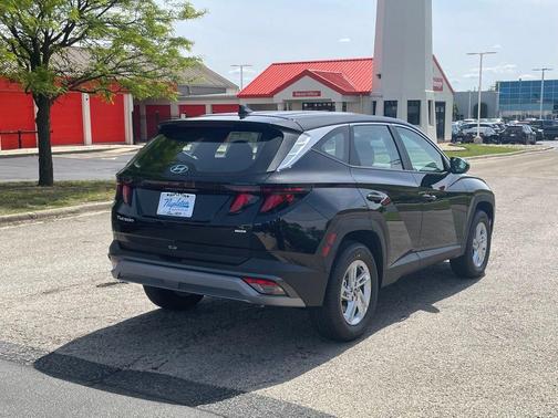 2025 Hyundai TUCSON SE