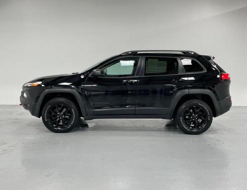 2017 Jeep Cherokee Trailhawk