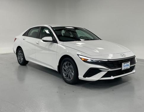 2025 Hyundai ELANTRA HEV Blue