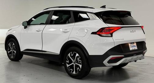 Glacial White Pearl 2025 Kia Sportage EX