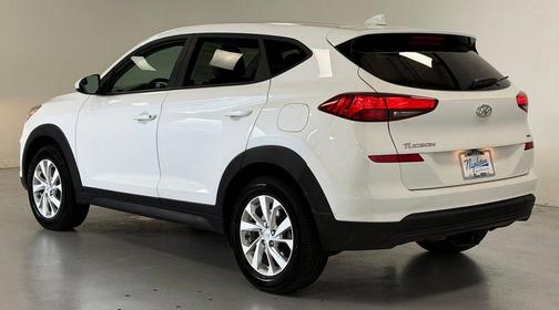 White Pearl 2019 Hyundai TUCSON SE