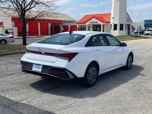 2025 Hyundai ELANTRA HEV Blue