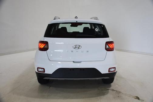 Lunar White 2026 Hyundai VENUE SEL
