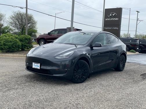 2024 Tesla Model Y Long Range