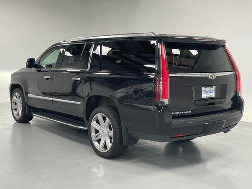 2020 Cadillac Escalade ESV Premium Luxury