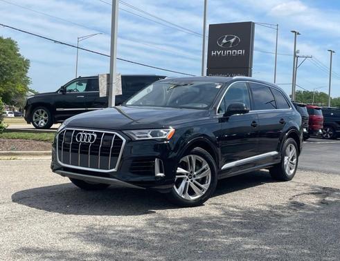 2023 Audi Q7 55 Premium Plus