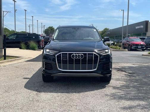 2023 Audi Q7 55 Premium Plus