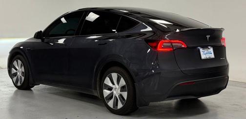 Stealth Gray 2024 Tesla Model Y Long Range