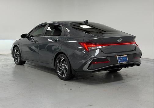 2024 Hyundai ELANTRA HEV Limited