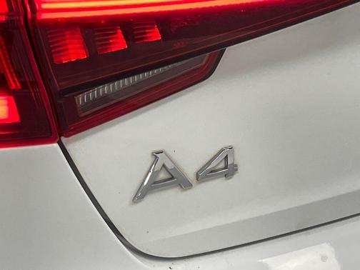 2017 Audi A4 2.0T ultra Premium
