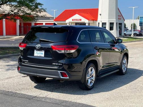 2017 Toyota Highlander Limited