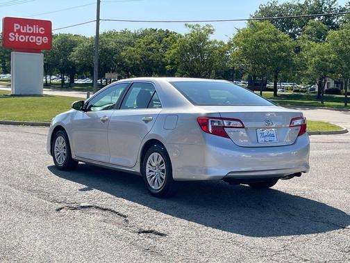 2013 Toyota Camry LE