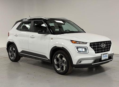 2025 Hyundai VENUE Limited