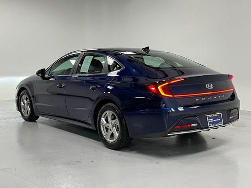 2022 Hyundai SONATA SE