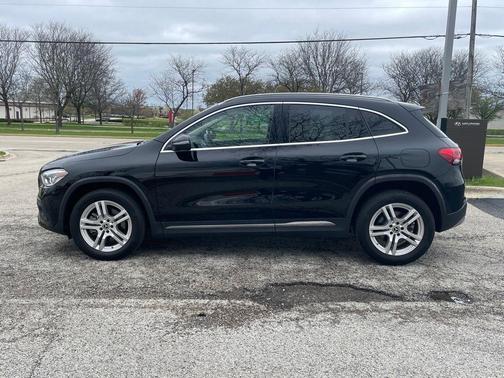 2022 Mercedes-Benz GLA 250 Base 4MATIC