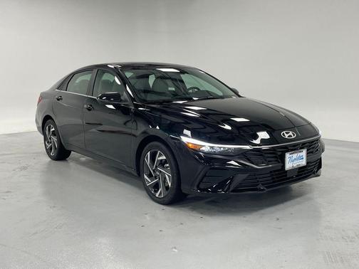 2025 Hyundai ELANTRA HEV Limited