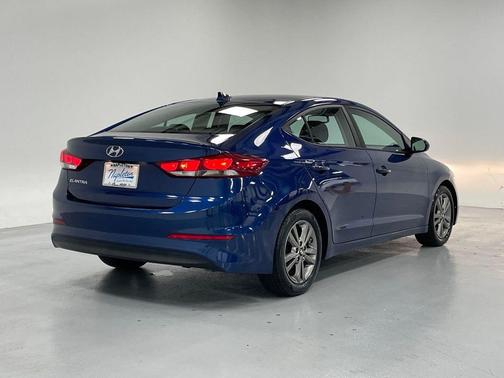 2017 Hyundai ELANTRA Value Edition