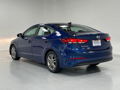 2017 Hyundai ELANTRA Value Edition