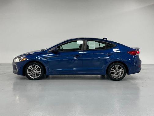 2017 Hyundai ELANTRA Value Edition