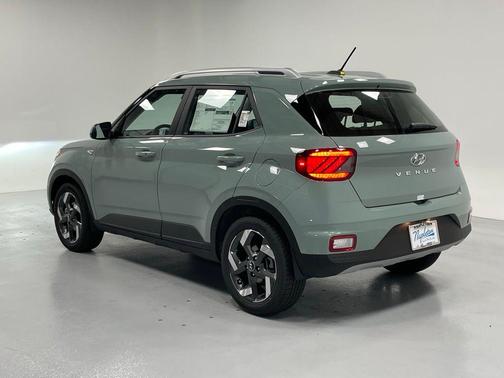 2025 Hyundai VENUE Limited