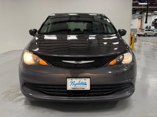 2017 Chrysler Pacifica Touring