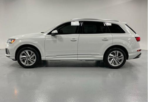 2021 Audi Q7 45 Premium