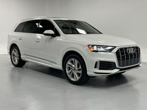 2021 Audi Q7 45 Premium