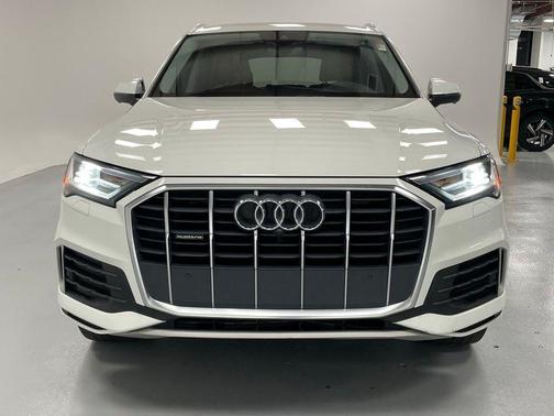2021 Audi Q7 45 Premium