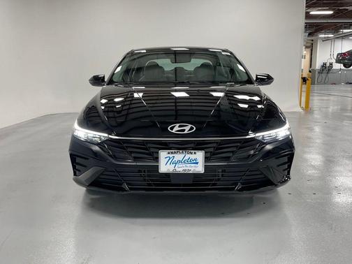 2025 Hyundai ELANTRA HEV Limited