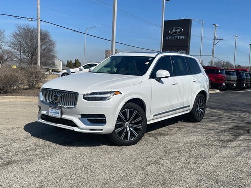 2024 Volvo XC90 B5 Core Bright Theme