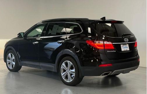 Becketts Black 2014 Hyundai SANTA FE Limited