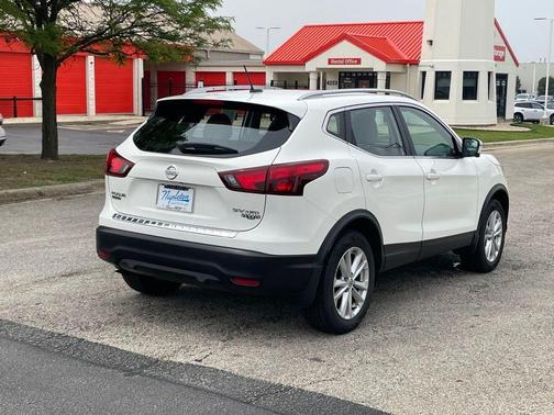 2017 Nissan Rogue Sport SV