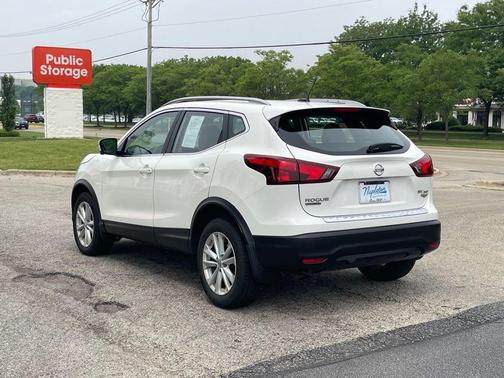 2017 Nissan Rogue Sport SV