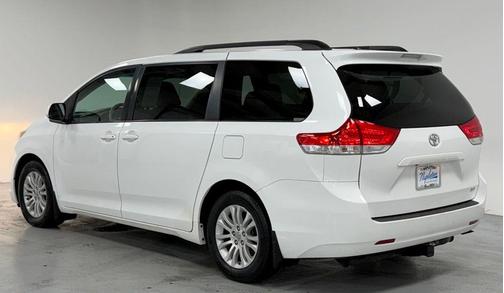 2014 Toyota Sienna L