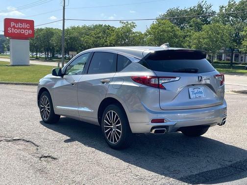 2025 Acura RDX Advance Package