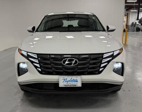 2023 Hyundai TUCSON SE
